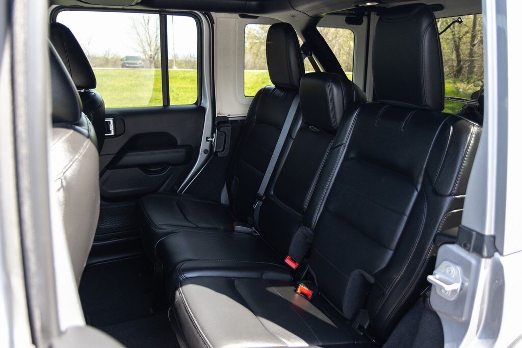2021 Jeep Wrangler Unlimited Sahara Altitude Racine WI