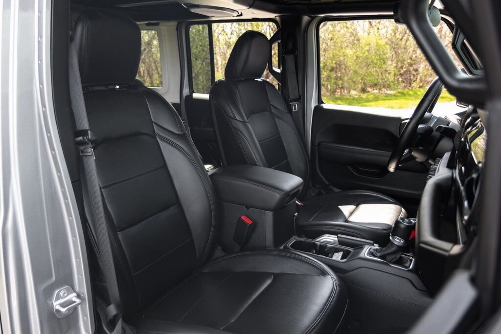 2021 Jeep Wrangler Unlimited Sahara Altitude Racine WI