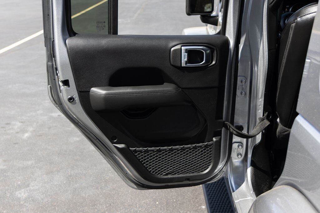 2021 Jeep Wrangler Unlimited Sahara Altitude Racine WI