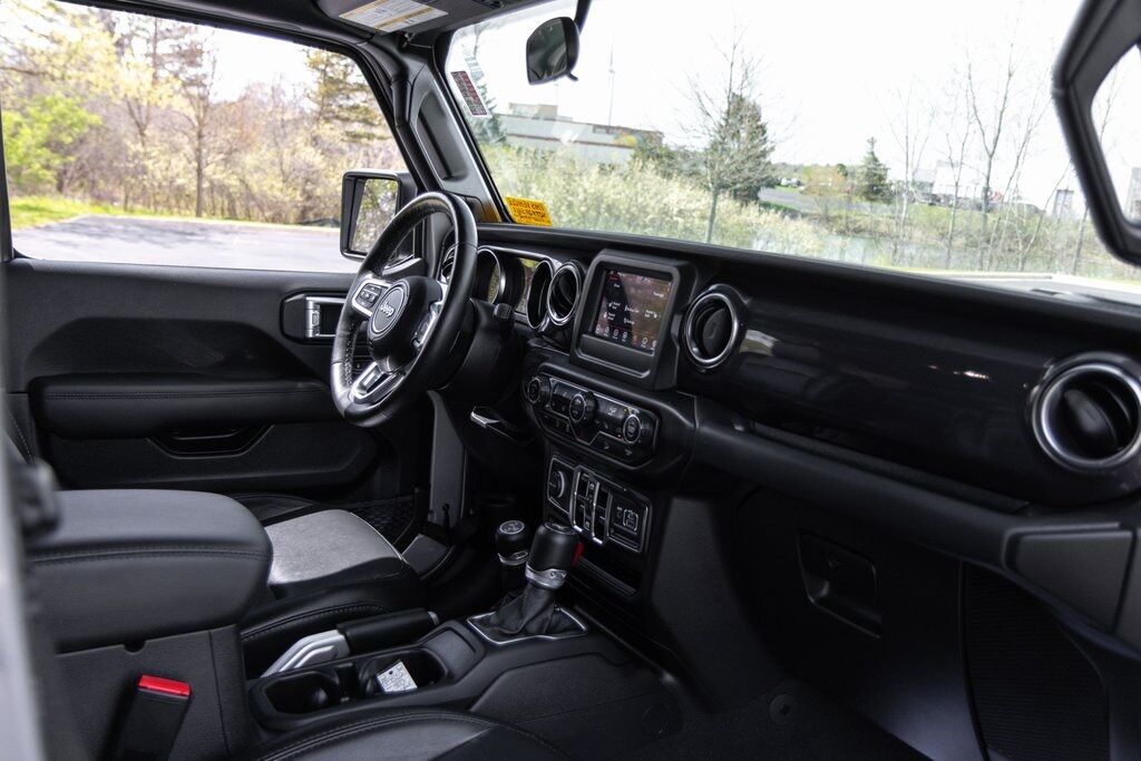 2021 Jeep Wrangler Unlimited Sahara Altitude Racine WI