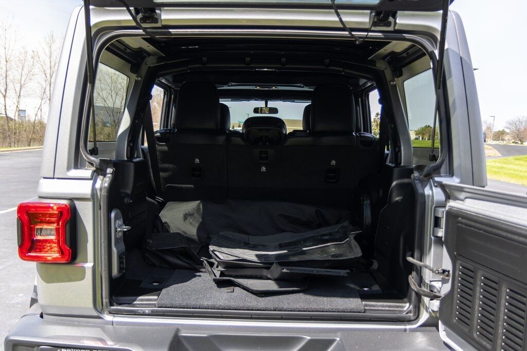 2021 Jeep Wrangler Unlimited Sahara Altitude Racine WI