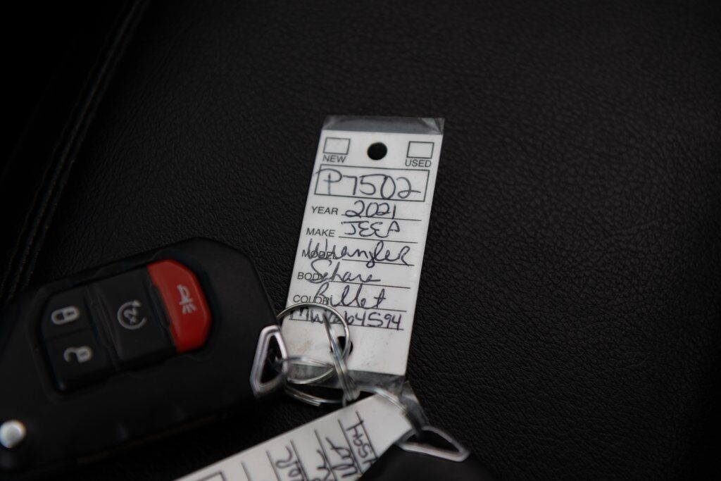 2021 Jeep Wrangler Unlimited Sahara Altitude Racine WI