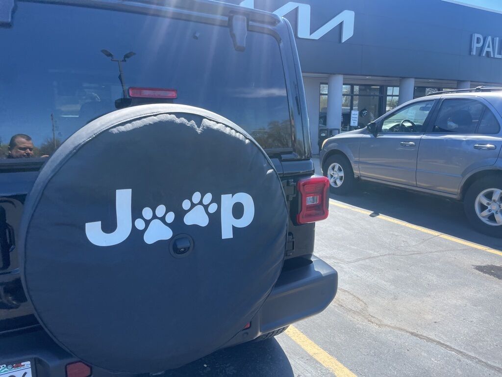 2021 Jeep Wrangler Unlimited Sahara Kenosha WI