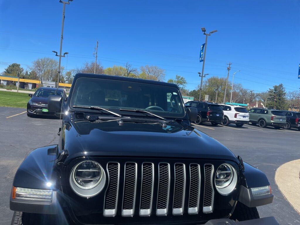 2021 Jeep Wrangler Unlimited Sahara Kenosha WI