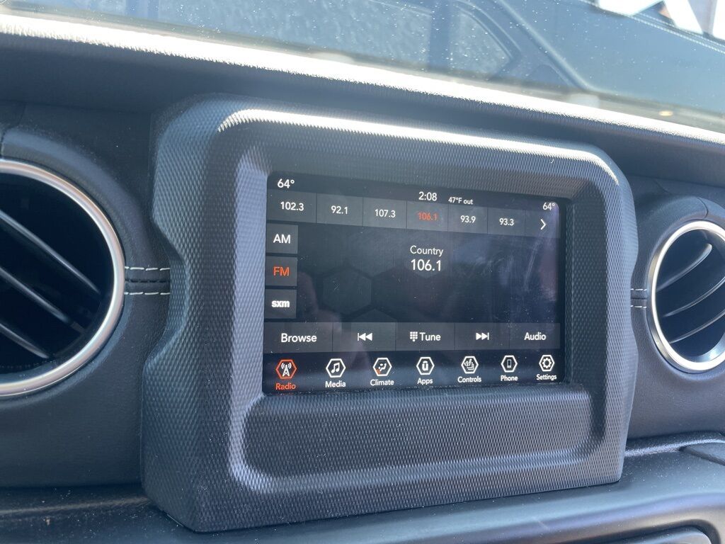 2021 Jeep Wrangler Unlimited Sahara Kenosha WI
