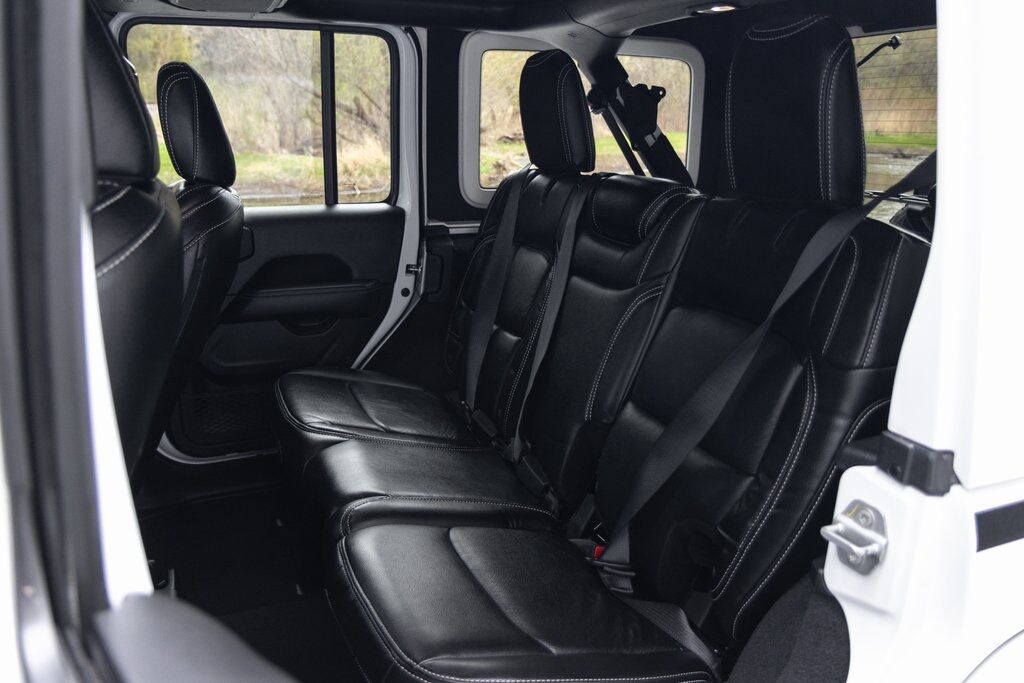 2021 Jeep Wrangler Unlimited Sahara Kenosha WI