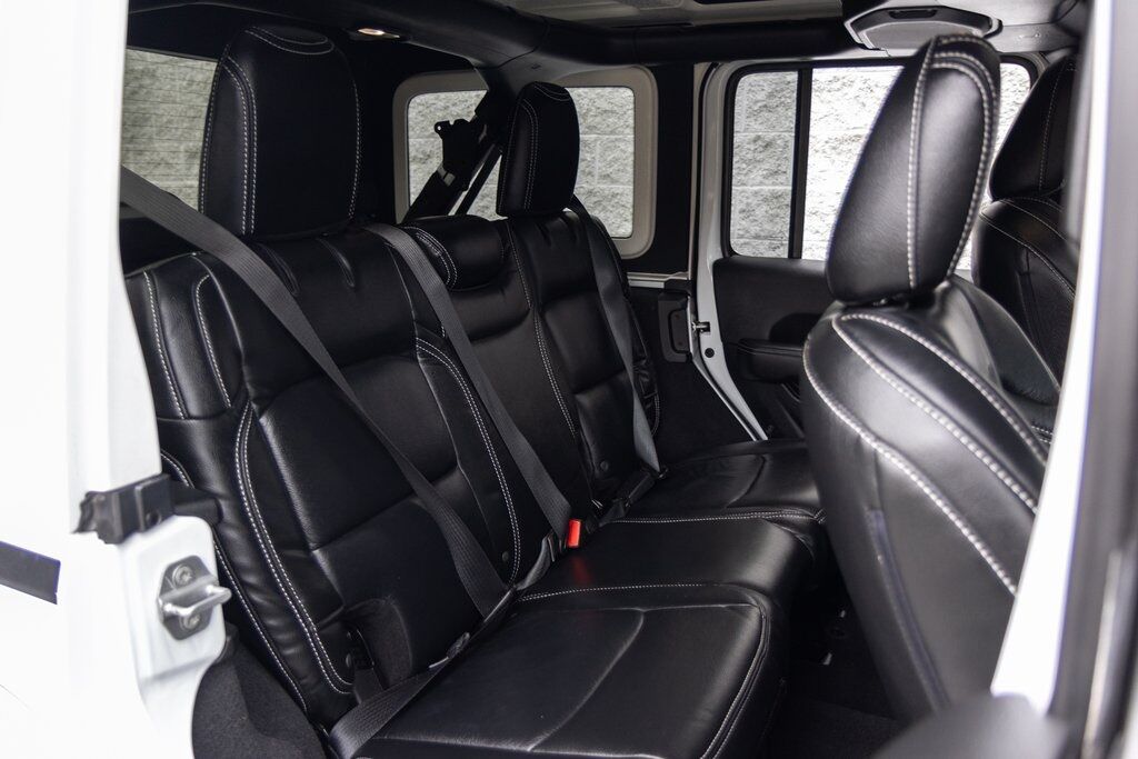 2021 Jeep Wrangler Unlimited Sahara Kenosha WI