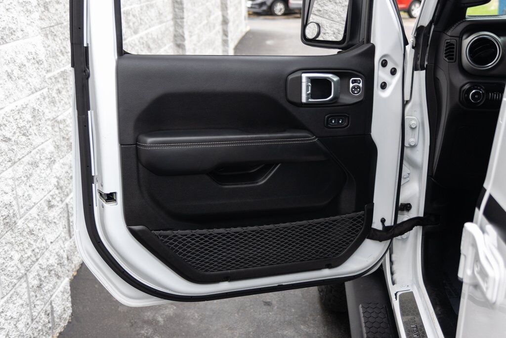 2021 Jeep Wrangler Unlimited Sahara Kenosha WI