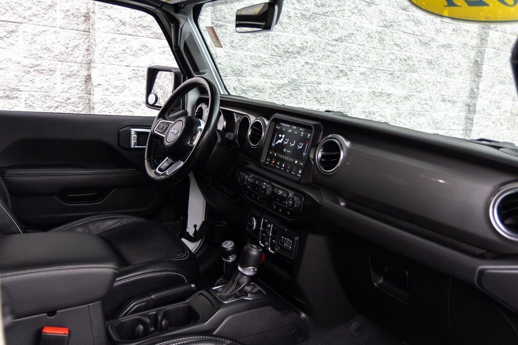 2021 Jeep Wrangler Unlimited Sahara Kenosha WI
