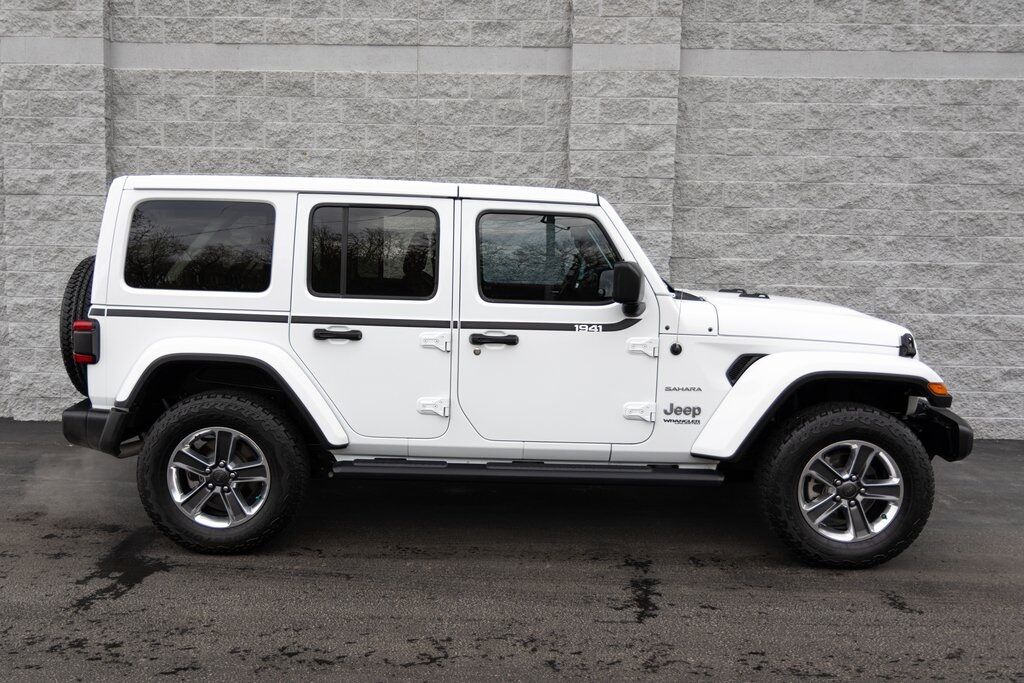 2021 Jeep Wrangler Unlimited Sahara Kenosha WI