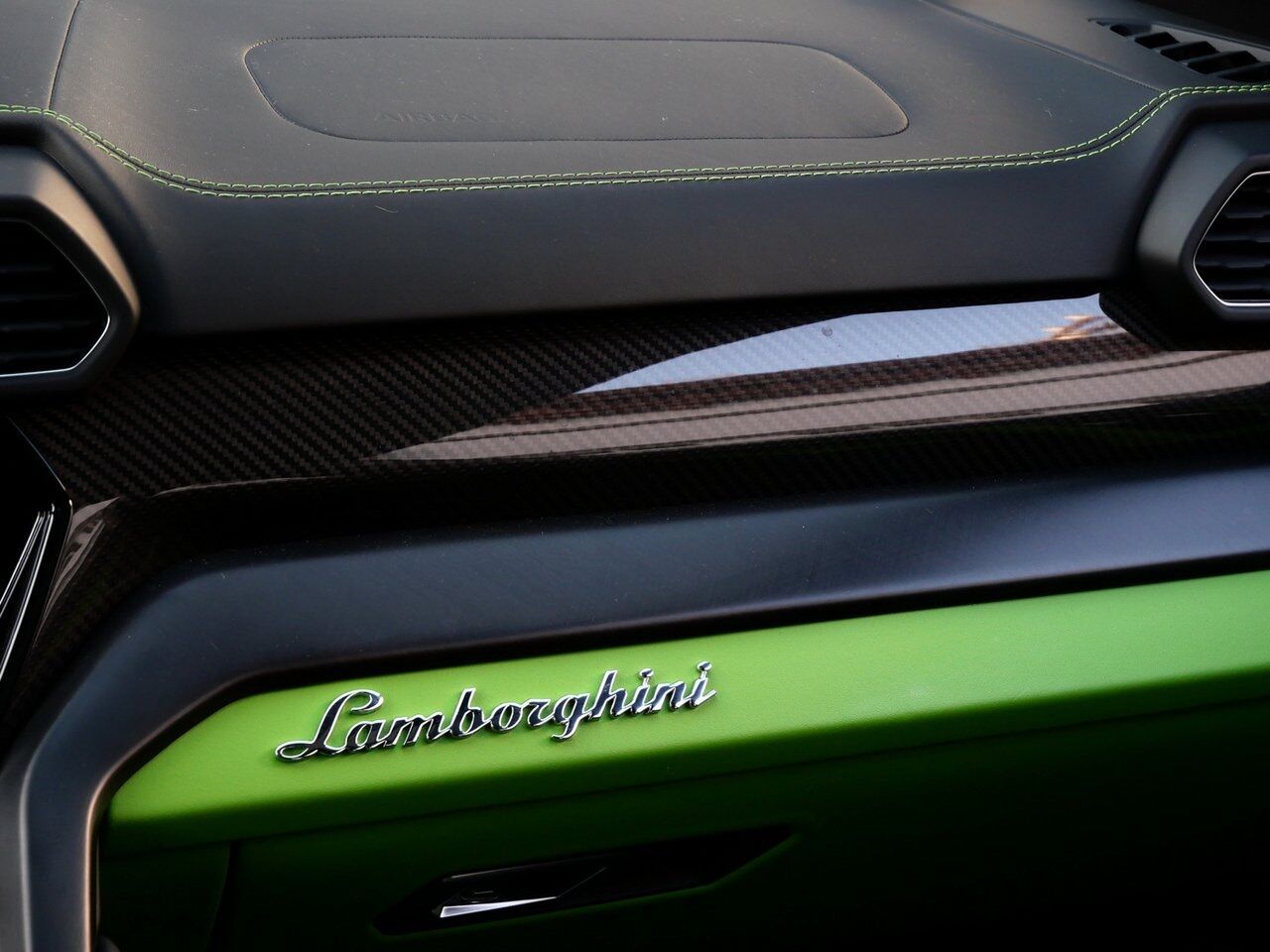 2021 Lamborghini Urus Lawrence KS