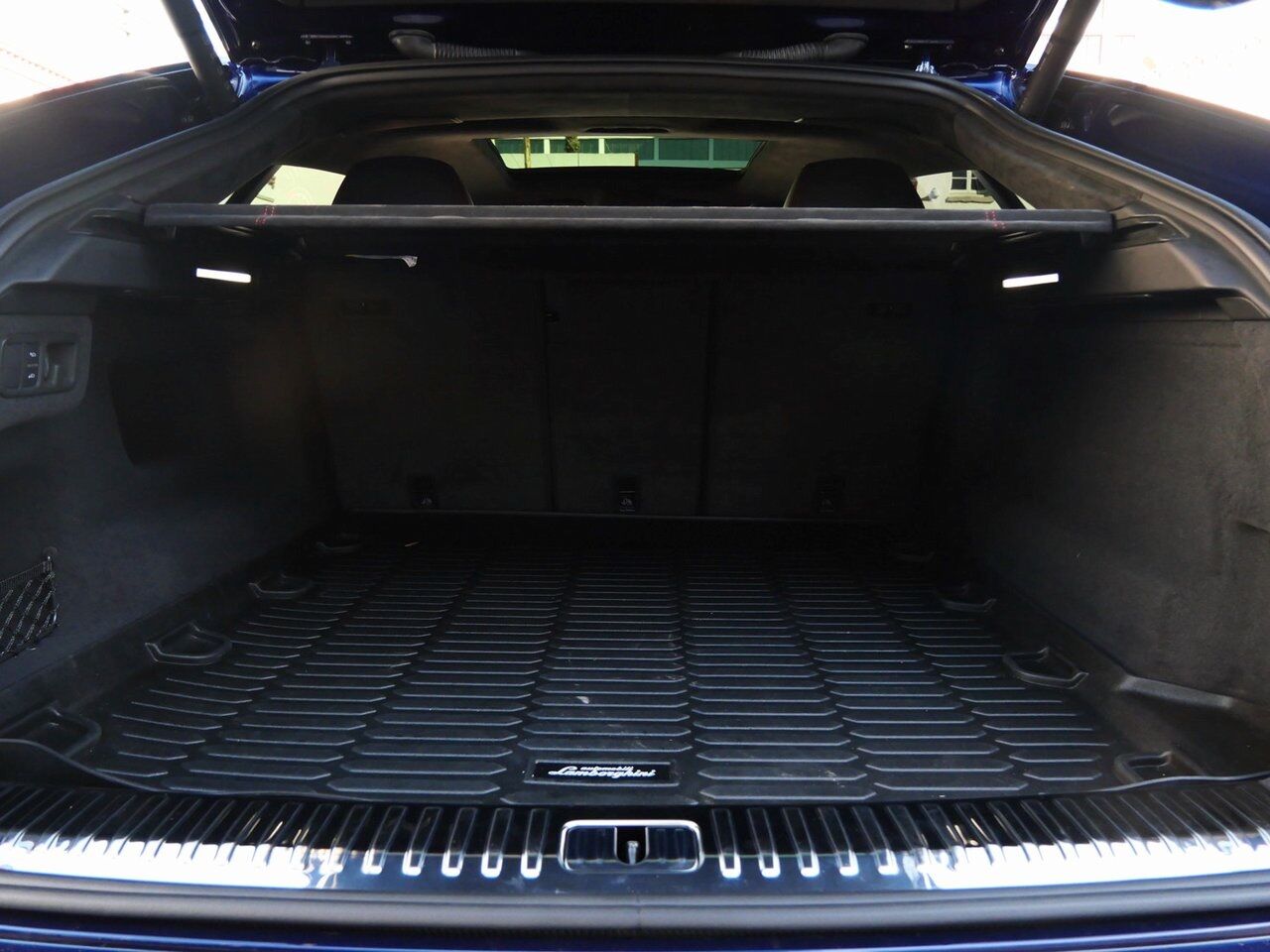 2021 Lamborghini Urus Base Base Lawrence KS