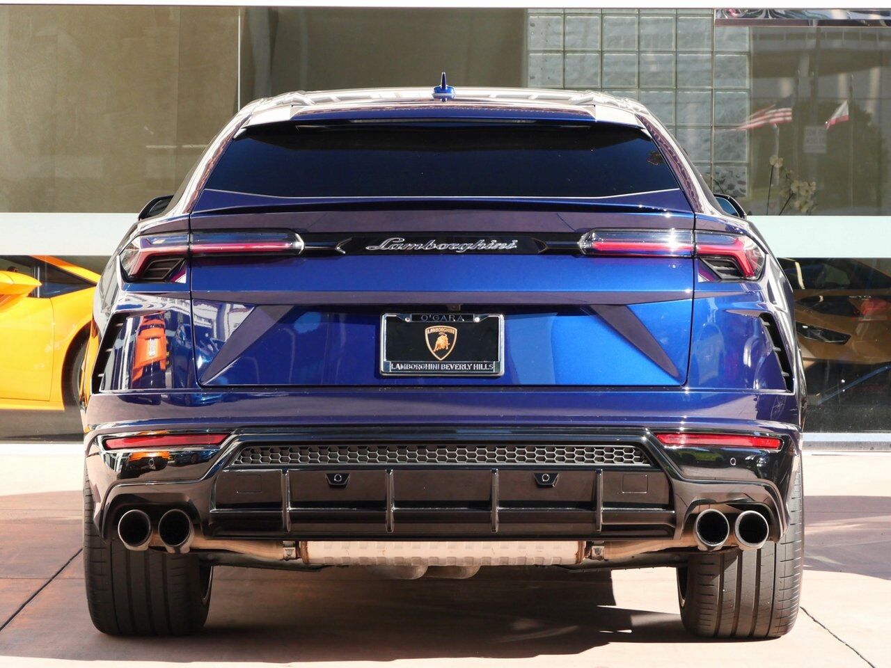 2021 Lamborghini Urus Base Base Lawrence KS