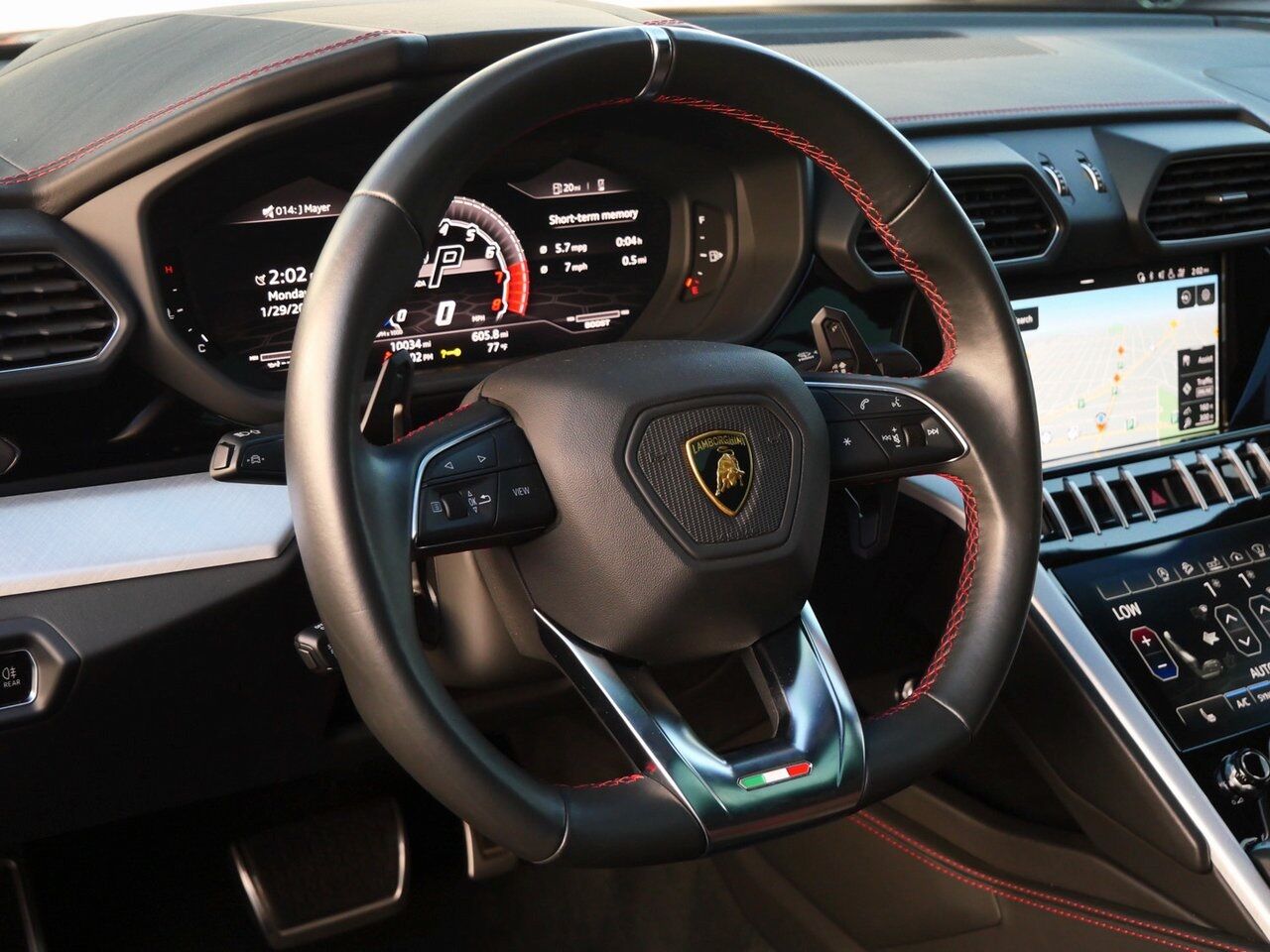 2021 Lamborghini Urus Base Base Lawrence KS