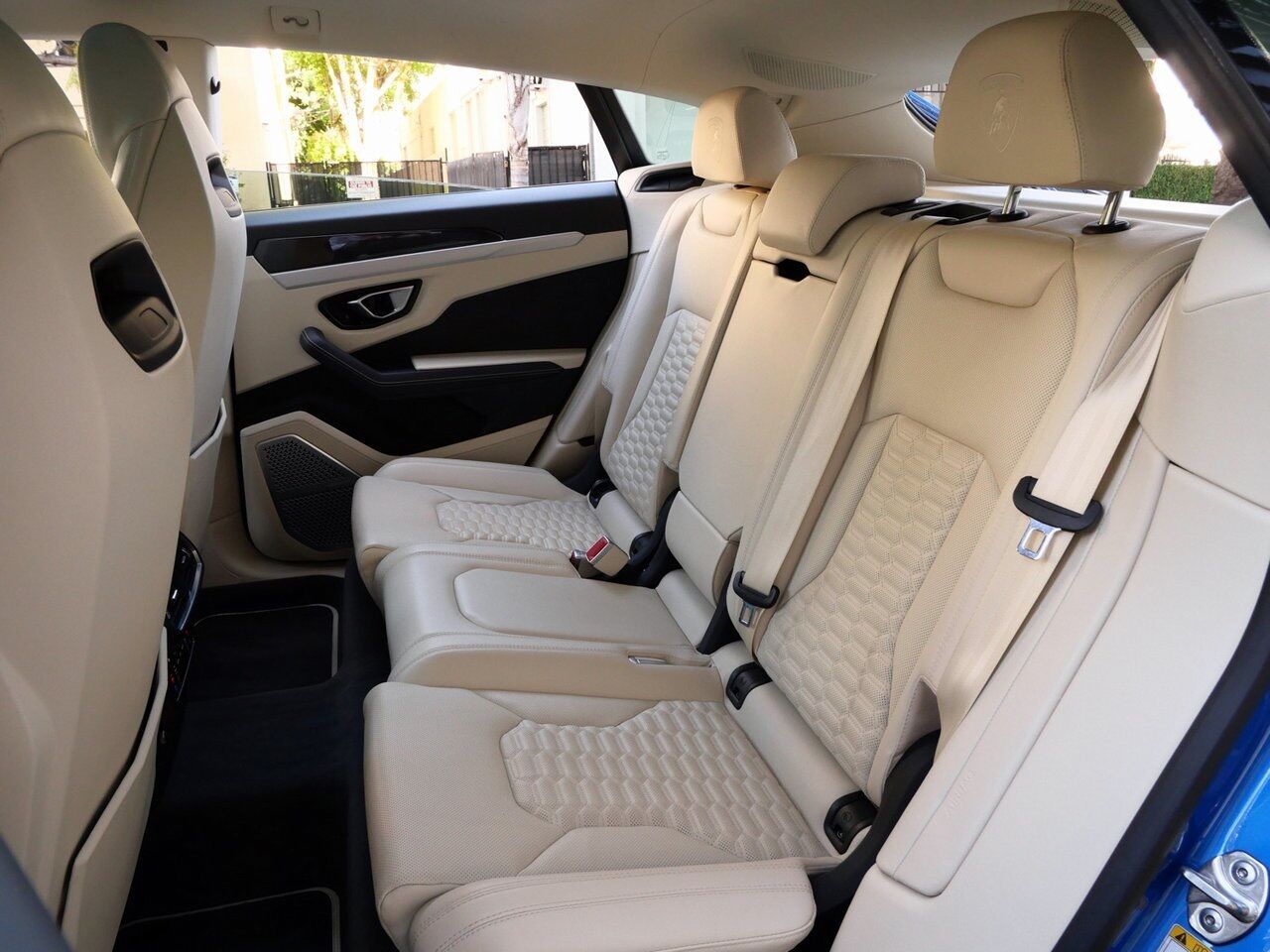 2021 Lamborghini Urus Base Base Lawrence KS