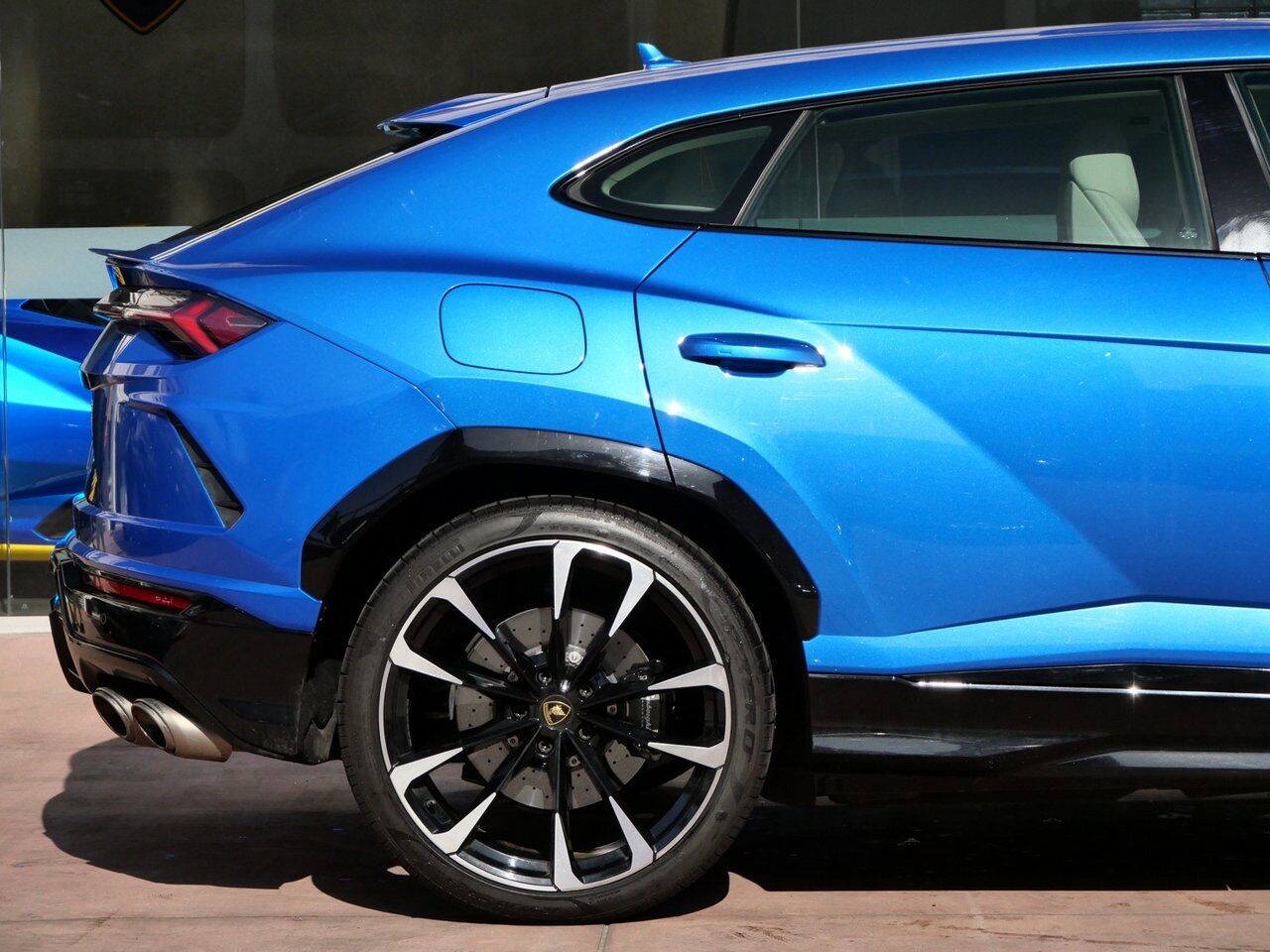 2021 Lamborghini Urus Base Base Lawrence KS