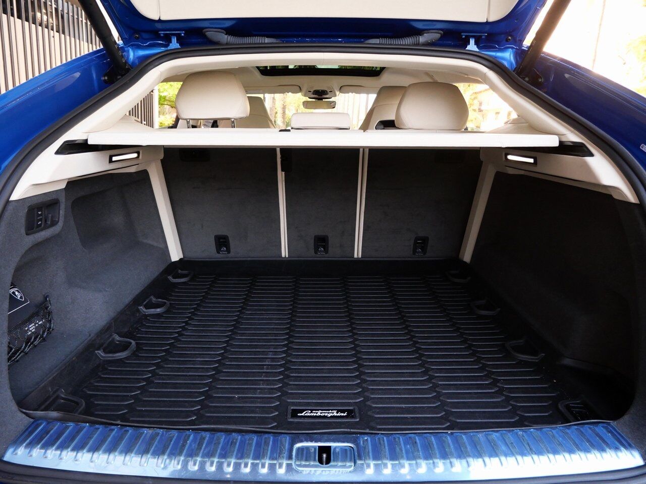 2021 Lamborghini Urus Base Base Lawrence KS