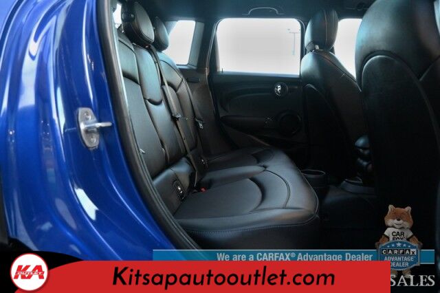 2021 MINI Cooper Oxford Edition / Heated Leather Seats / Power Locks, Windows & Mirrors / Dual Sunroofs / Keyless Entry & Start / Bluetooth / Back Up Camera / Aluminum Wheels / 37 MPG / Only 13K Miles Banglore