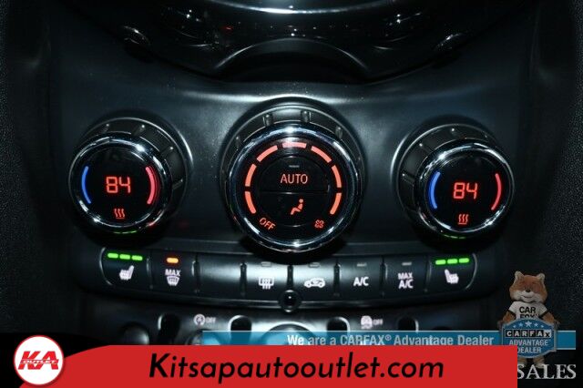 2021 MINI Cooper Oxford Edition / Heated Leather Seats / Power Locks, Windows & Mirrors / Dual Sunroofs / Keyless Entry & Start / Bluetooth / Back Up Camera / Aluminum Wheels / 37 MPG / Only 13K Miles Banglore