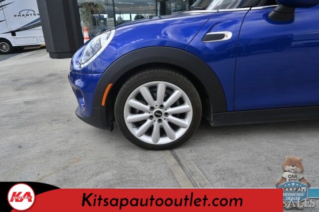 2021 MINI Cooper Oxford Edition / Heated Leather Seats / Power Locks, Windows & Mirrors / Dual Sunroofs / Keyless Entry & Start / Bluetooth / Back Up Camera / Aluminum Wheels / 37 MPG / Only 13K Miles Banglore