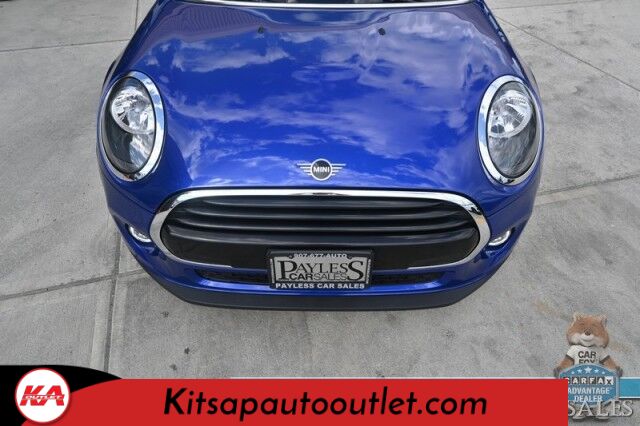 2021 MINI Cooper Oxford Edition / Heated Leather Seats / Power Locks, Windows & Mirrors / Dual Sunroofs / Keyless Entry & Start / Bluetooth / Back Up Camera / Aluminum Wheels / 37 MPG / Only 13K Miles Banglore