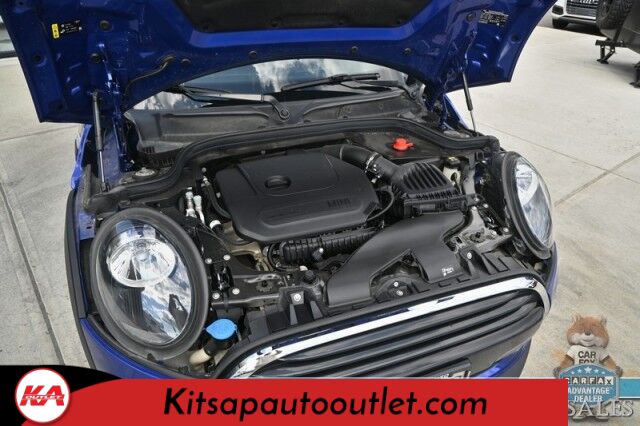 2021 MINI Cooper Oxford Edition / Heated Leather Seats / Power Locks, Windows & Mirrors / Dual Sunroofs / Keyless Entry & Start / Bluetooth / Back Up Camera / Aluminum Wheels / 37 MPG / Only 13K Miles Banglore