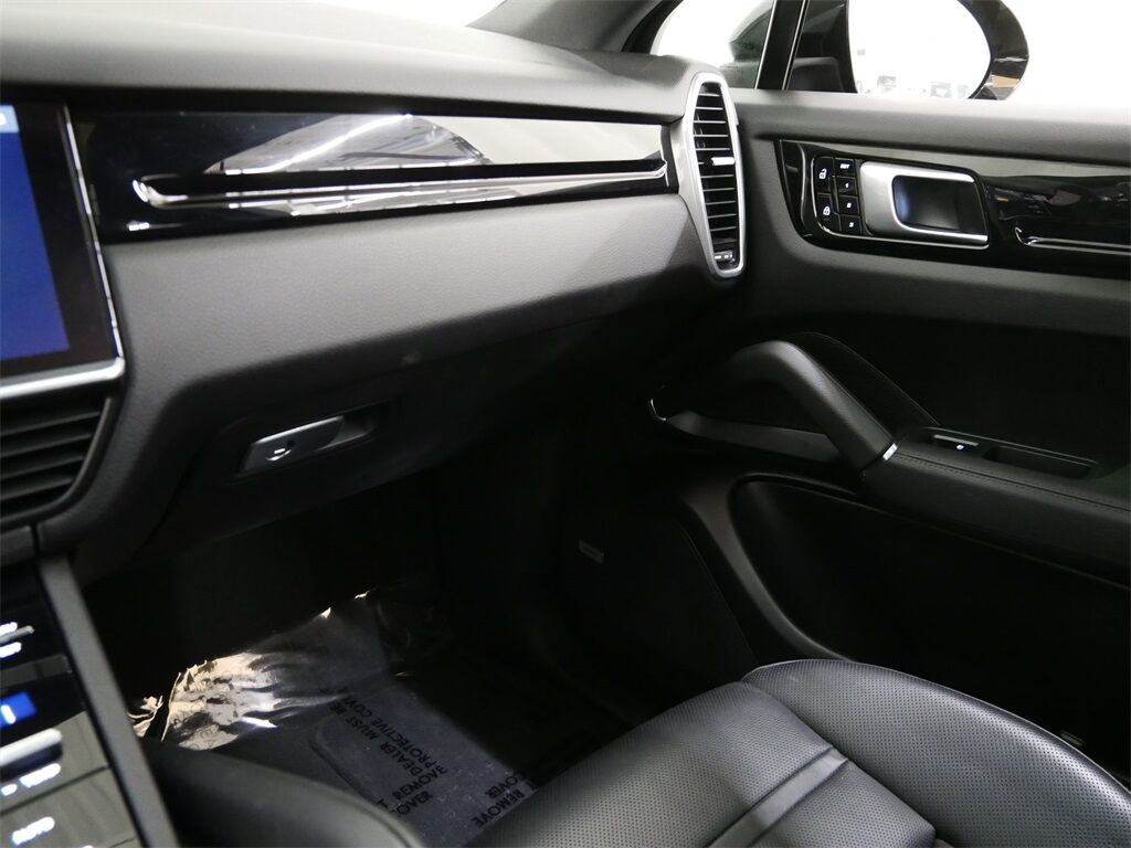 2021 Porsche Cayenne Coupe Oak Ridge TN