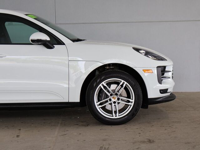 2021 Porsche Macan  Merriam KS