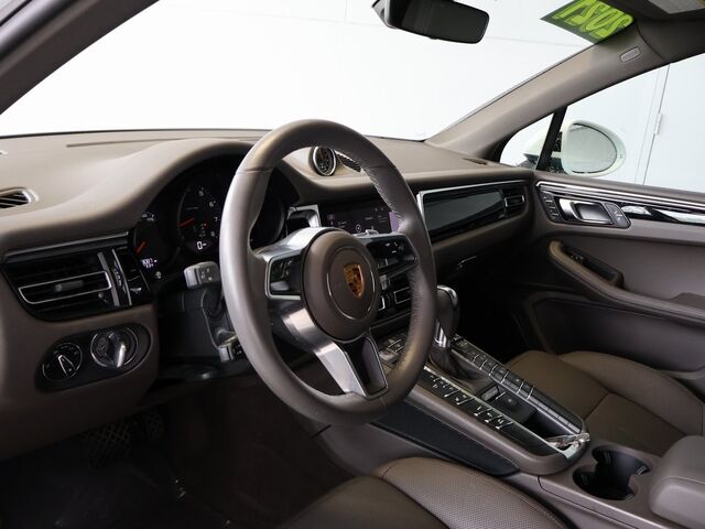 2021 Porsche Macan  Merriam KS