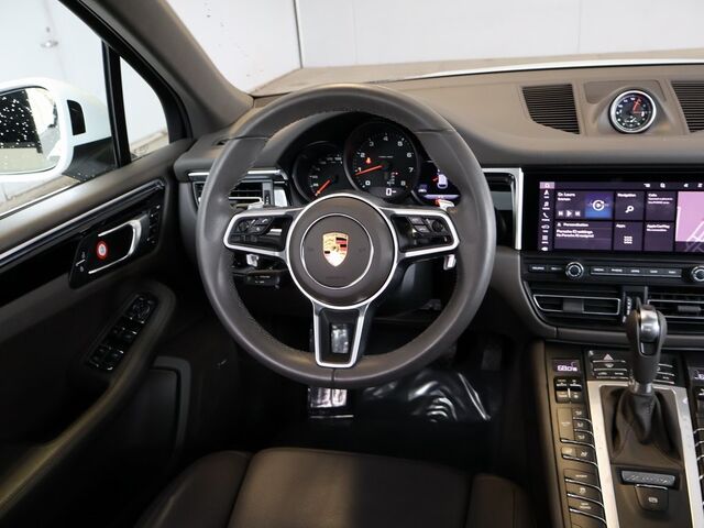 2021 Porsche Macan  Merriam KS