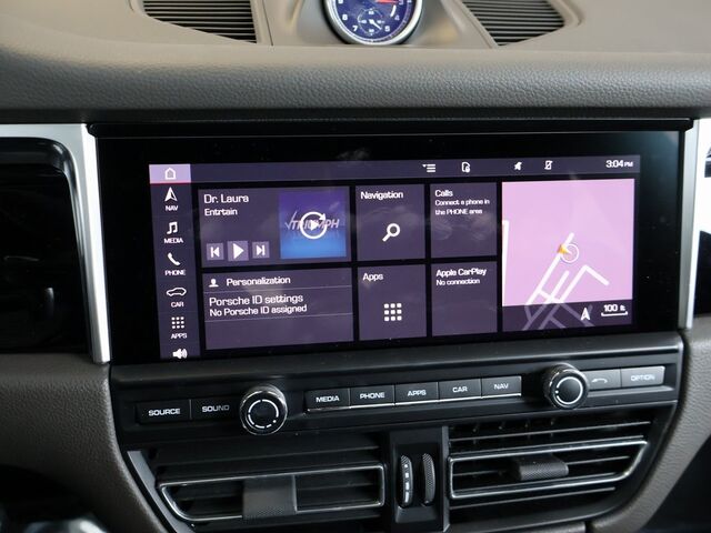 2021 Porsche Macan  Merriam KS