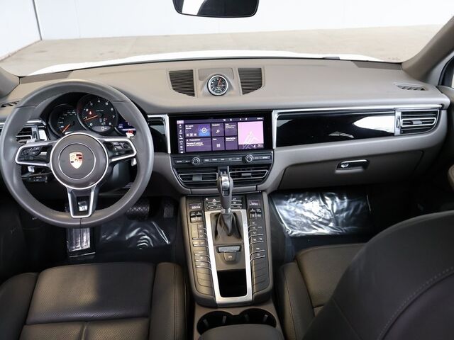 2021 Porsche Macan  Merriam KS