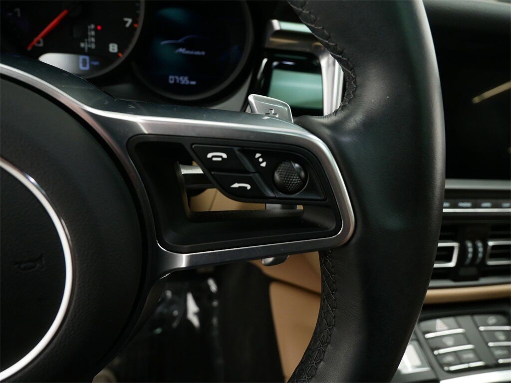 2021 Porsche Macan Oak Ridge TN