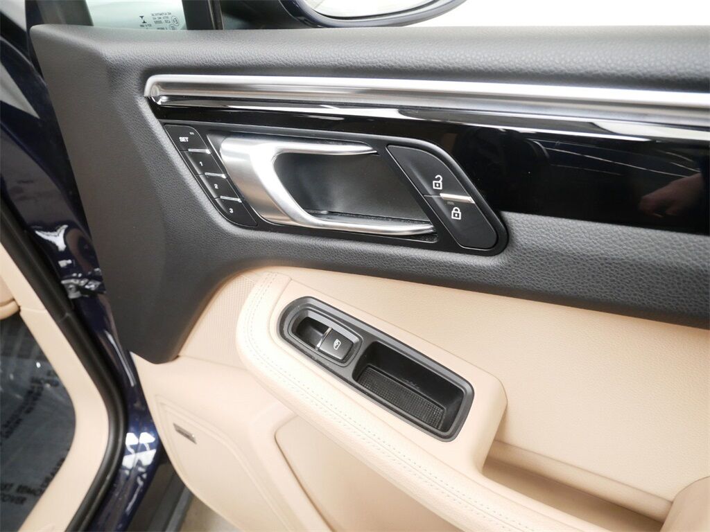 2021 Porsche Macan Oak Ridge TN