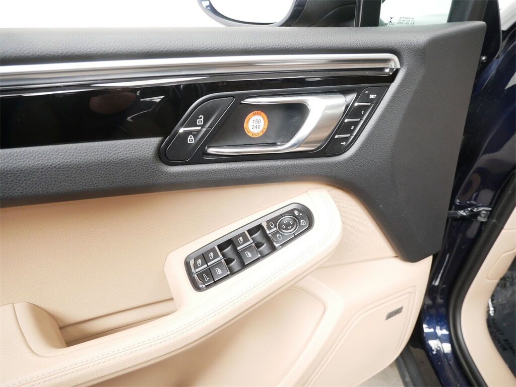 2021 Porsche Macan Oak Ridge TN