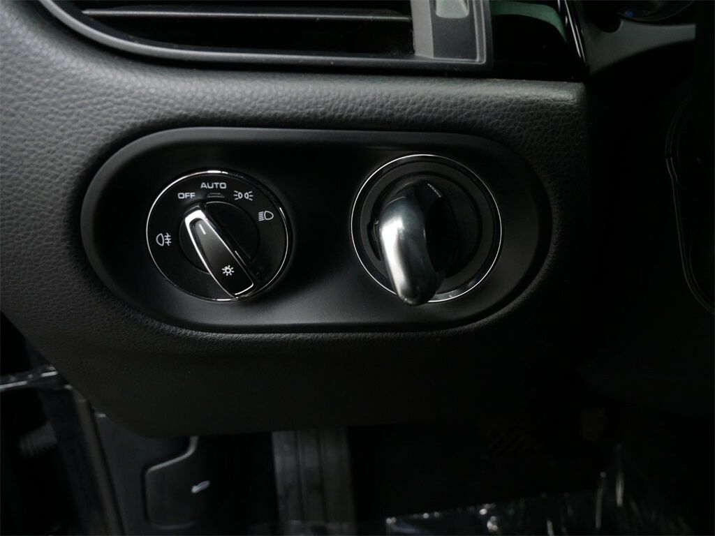 2021 Porsche Macan Oak Ridge TN