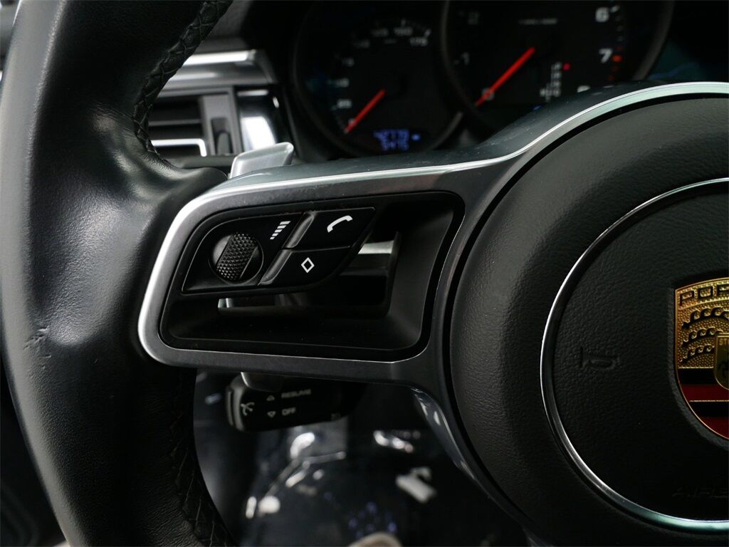 2021 Porsche Macan Oak Ridge TN