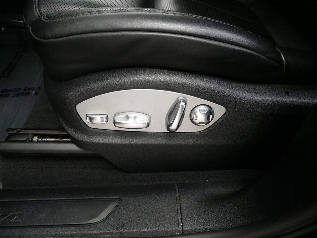 2021 Porsche Macan Oak Ridge TN