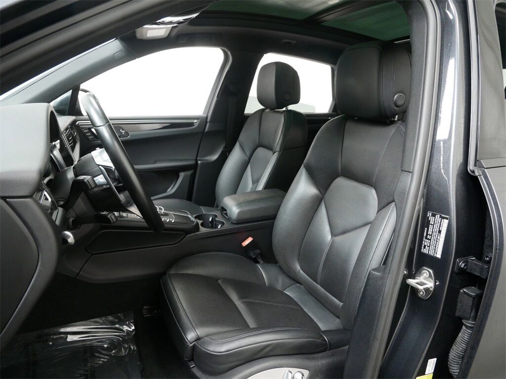 2021 Porsche Macan Oak Ridge TN