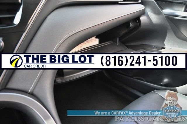 2021 Toyota Camry SE / Power Driver&apos;s Seat / Leather Trimmed Seats / Adaptive Cruise Control / Lane Departure & Forward Collision Alert / Apple CarPlay & Android Auto / USB Input / Back Up Camera / Alloy Wheels / 39 MPG Banglore