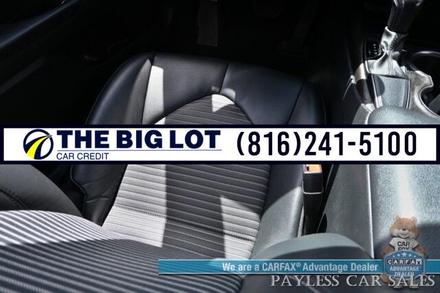 2021 Toyota Camry SE / Power Driver&apos;s Seat / Leather Trimmed Seats / Adaptive Cruise Control / Lane Departure & Forward Collision Alert / Apple CarPlay & Android Auto / USB Input / Back Up Camera / Alloy Wheels / 39 MPG Banglore
