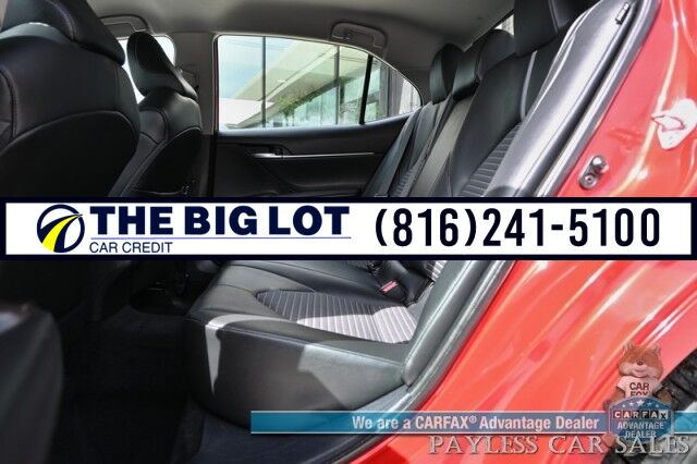 2021 Toyota Camry SE / Power Driver&apos;s Seat / Leather Trimmed Seats / Adaptive Cruise Control / Lane Departure & Forward Collision Alert / Apple CarPlay & Android Auto / USB Input / Back Up Camera / Alloy Wheels / 39 MPG Banglore