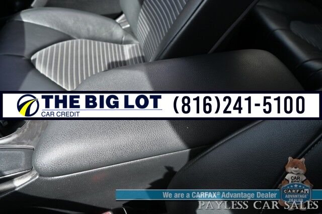 2021 Toyota Camry SE / Power Driver&apos;s Seat / Leather Trimmed Seats / Adaptive Cruise Control / Lane Departure & Forward Collision Alert / Apple CarPlay & Android Auto / USB Input / Back Up Camera / Alloy Wheels / 39 MPG Banglore