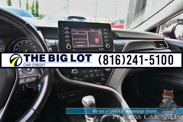 2021 Toyota Camry SE / Power Driver&apos;s Seat / Leather Trimmed Seats / Adaptive Cruise Control / Lane Departure & Forward Collision Alert / Apple CarPlay & Android Auto / USB Input / Back Up Camera / Alloy Wheels / 39 MPG Banglore