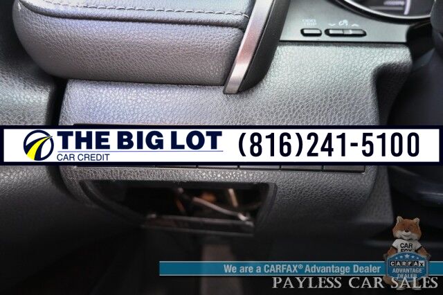 2021 Toyota Camry SE / Power Driver&apos;s Seat / Leather Trimmed Seats / Adaptive Cruise Control / Lane Departure & Forward Collision Alert / Apple CarPlay & Android Auto / USB Input / Back Up Camera / Alloy Wheels / 39 MPG Banglore