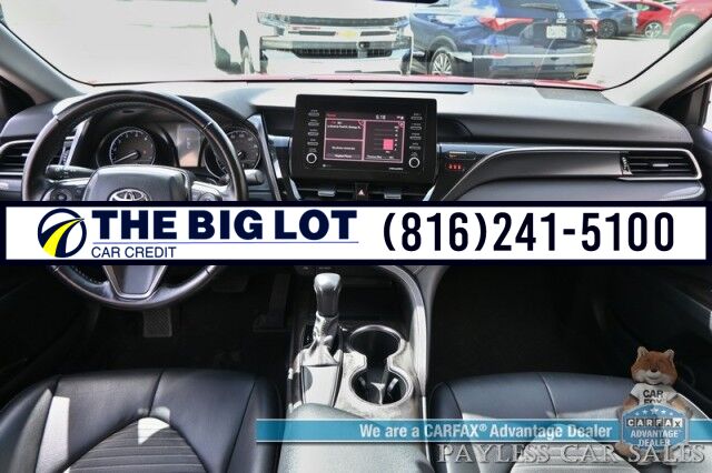 2021 Toyota Camry SE / Power Driver&apos;s Seat / Leather Trimmed Seats / Adaptive Cruise Control / Lane Departure & Forward Collision Alert / Apple CarPlay & Android Auto / USB Input / Back Up Camera / Alloy Wheels / 39 MPG Banglore