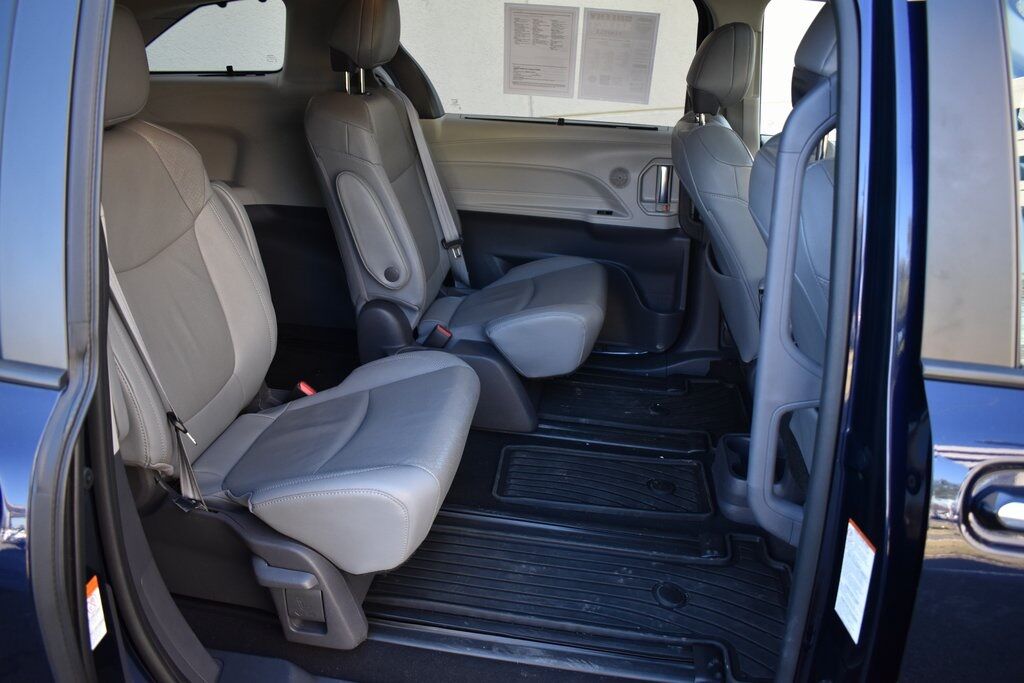 2021 Toyota Sienna Limited Vienna VA