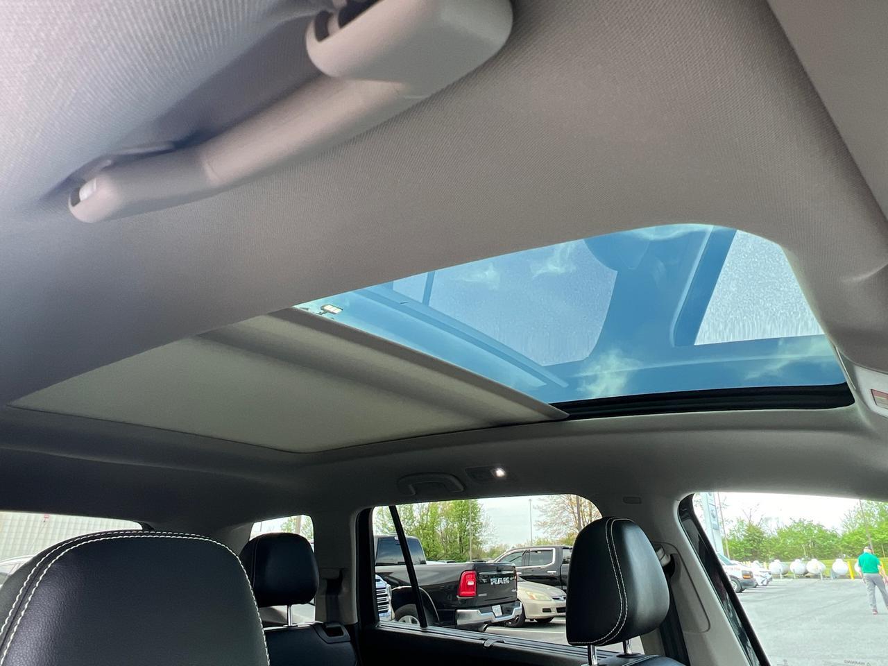 2021 Volkswagen Atlas 3.6L V6 SE w/Technology Hagerstown MD