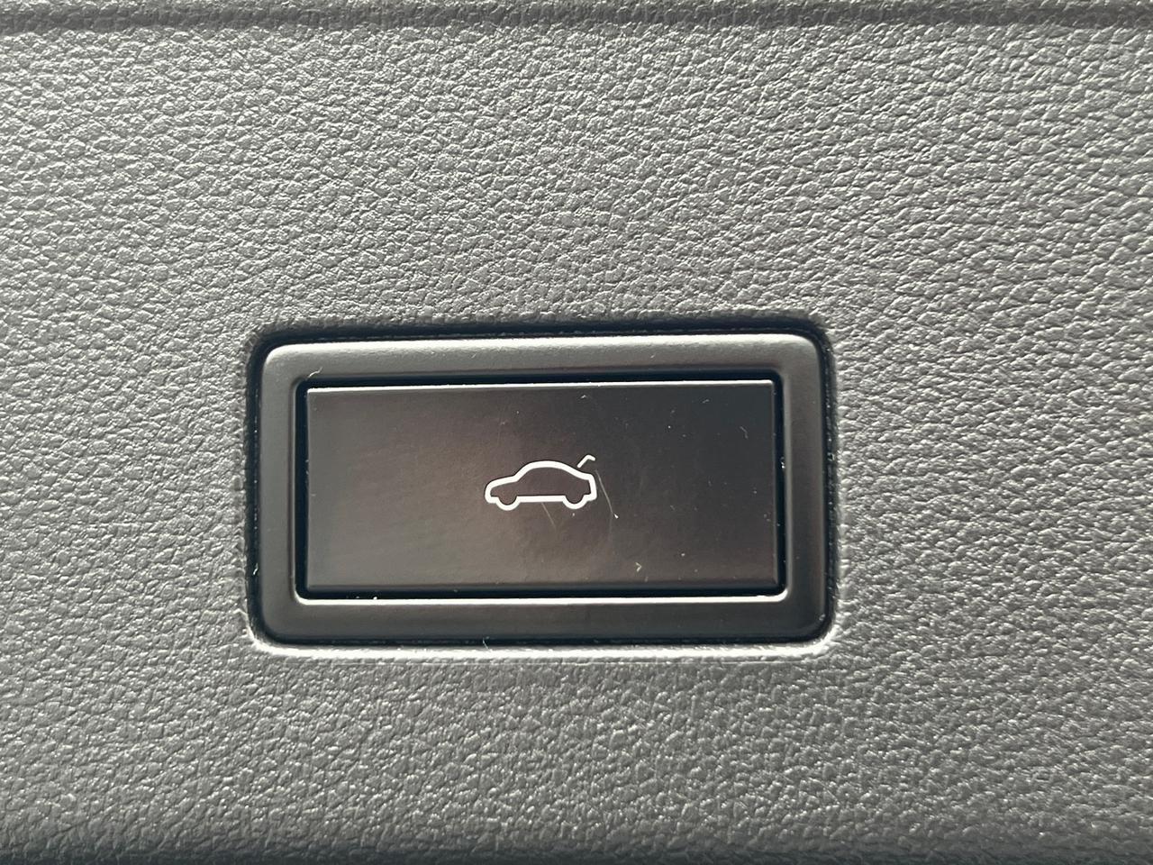 2021 Volkswagen Atlas Cross Sport 2.0T SE w/Technology Hagerstown MD