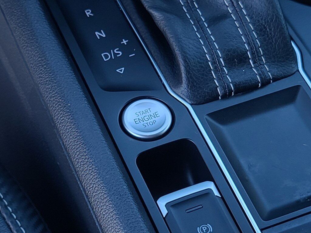 2021 Volkswagen Atlas Cross Sport 2.0T SE w/Technology Springfield VA